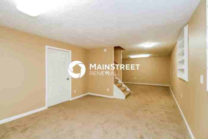 3003 Christiana Woods Ct - Photo 3 of 15