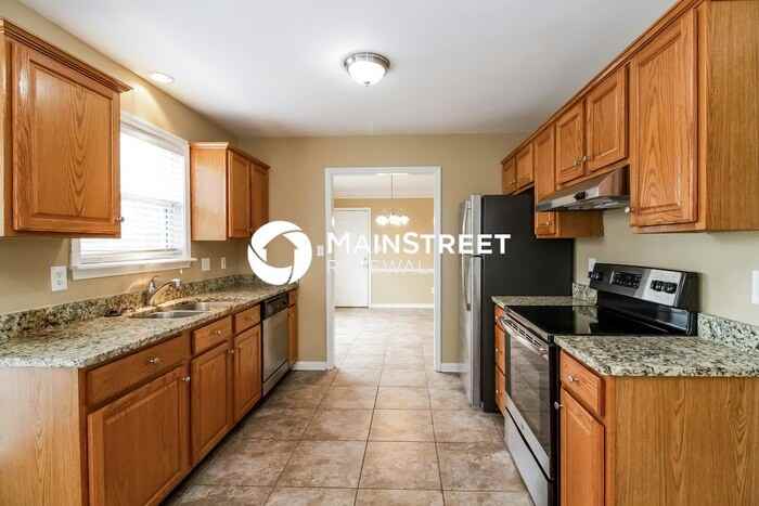 3003 Christiana Woods Ct - Photo 6 of 15