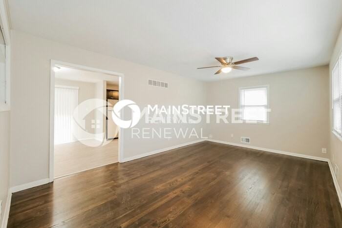 13113 E 44th Ter S - Photo 6 of 17