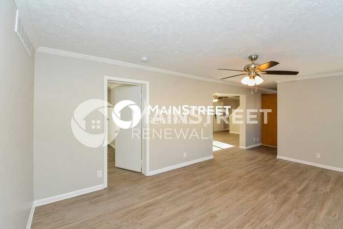 2003 Somerset Pl - Photo 4 of 17