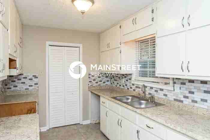 5845 Bearing Way - Photo 7 of 15