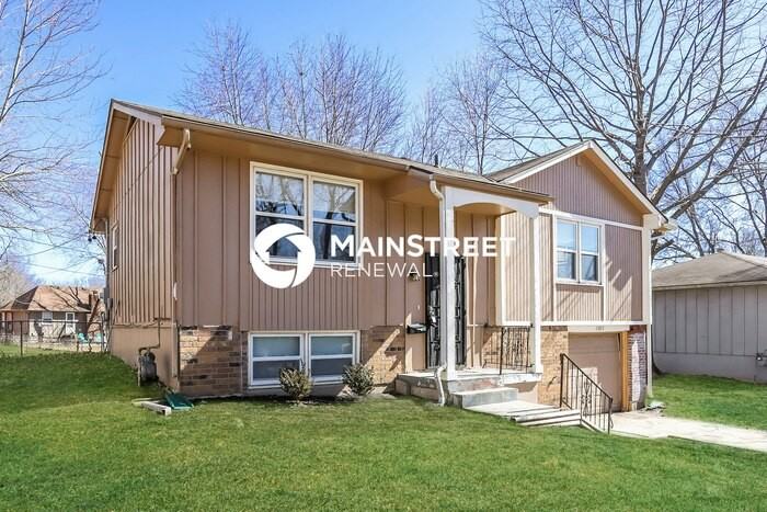 11923 Manchester Ave - Photo 4 of 17