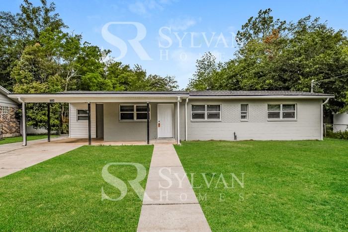 2334 Firestone Rd - Photo 2 of 16