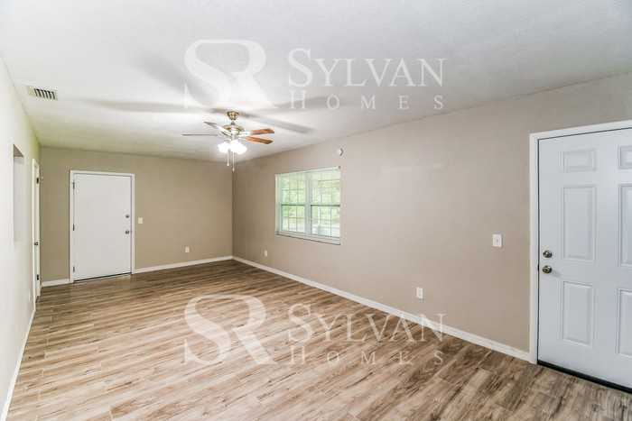 2334 Firestone Rd - Photo 6 of 16