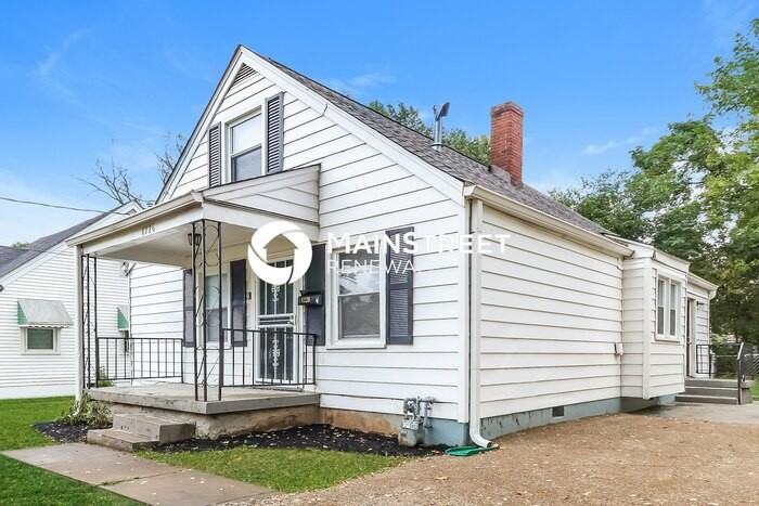 4226 Grand Ave - Photo 4 of 17