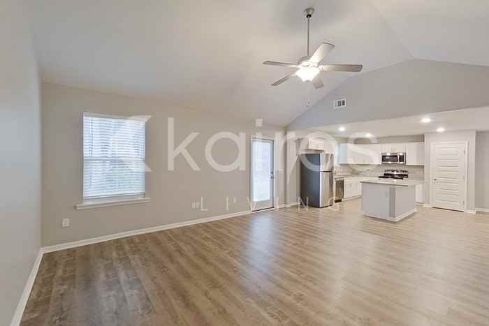 136 Western Red Cedar Dr - Photo 5 of 27