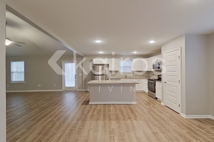 136 Western Red Cedar Dr - Photo 6 of 27