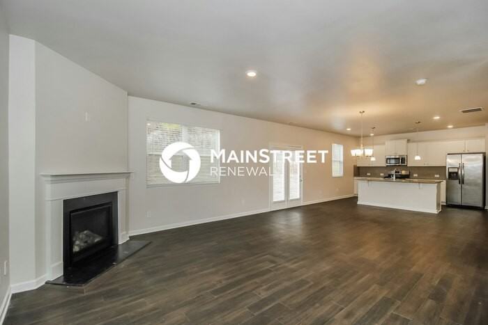 3641 Wartrace Dr - Photo 3 of 17