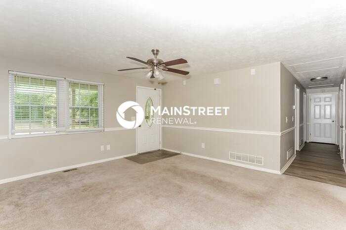 5906 S Quail Dr - Photo 3 of 10