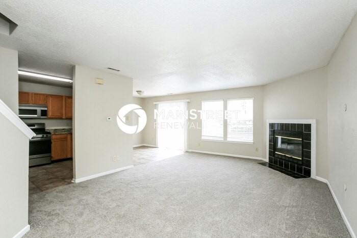 1289 Freemont Ln - Photo 6 of 17