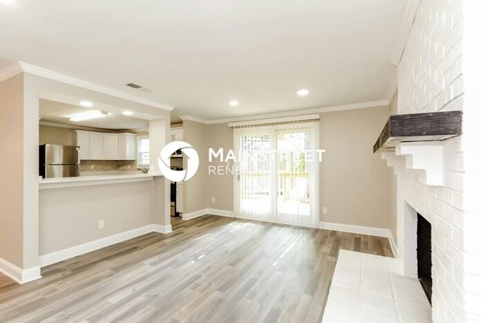 1021 Glenfiddich Dr - Photo 5 of 16