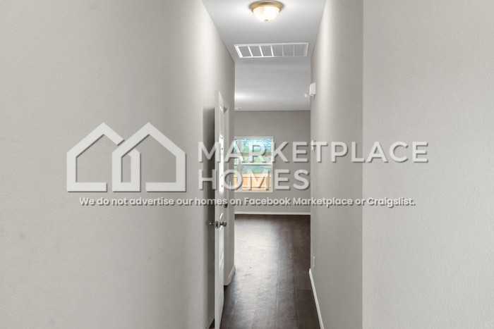 11621 S 277th East Ave - Photo 2 of 31