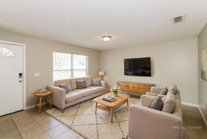 8415 N 10th St - Photo 5 of 14
