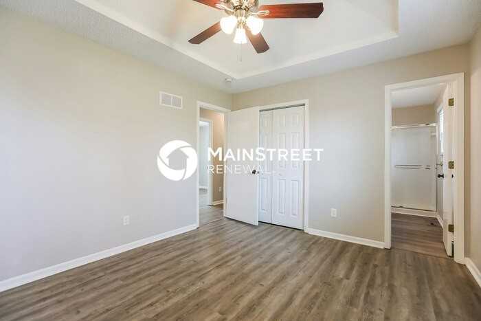 113 Cross Creek Ln - Photo 7 of 17