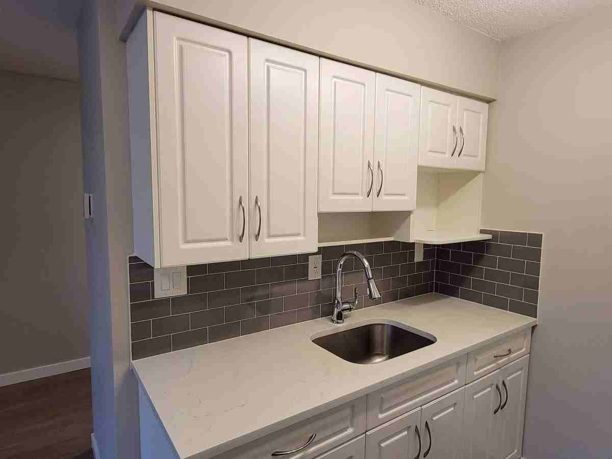 121 West 21st Street #109 - Photo 2 of 22