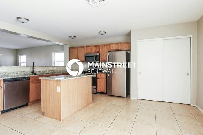 12609 W Larkspur Rd - Photo 5 of 20