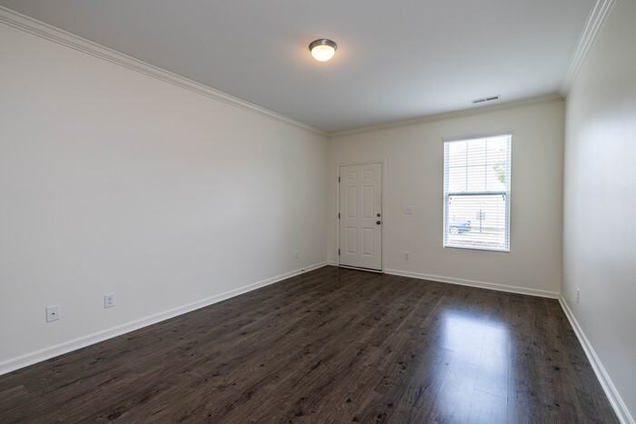 537 Calen Ln - Photo 3 of 18