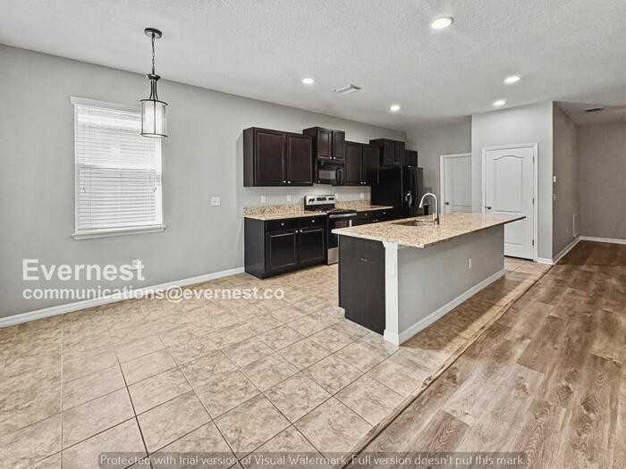 11602 Warren Oaks Pl - Photo 3 of 29