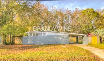 featured image of 1046 Le Brun Dr