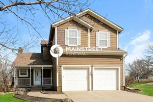 featured image of 13604 W 129th Ter