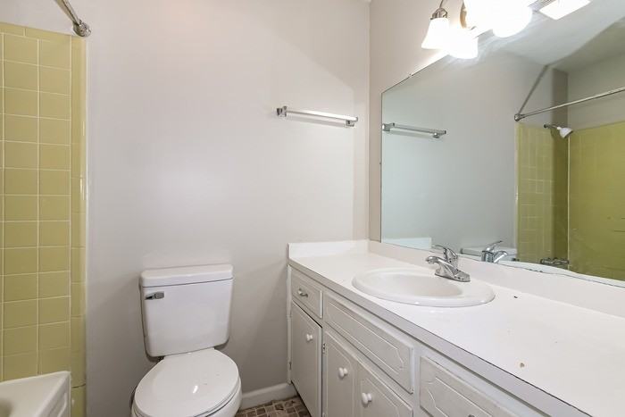 1812 Formosa Dr - Photo 6 of 11