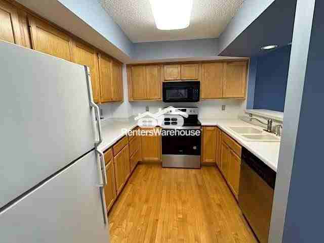 15600 24th Ave N #B - Photo 2 of 19