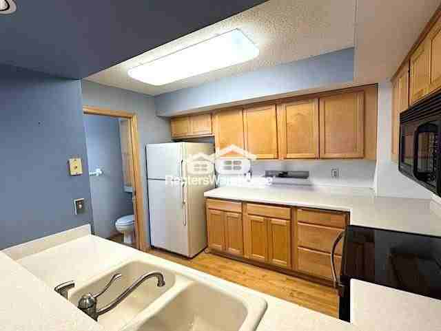 15600 24th Ave N #B - Photo 6 of 19