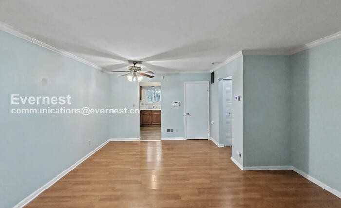 2324 Woodbrook Cir N #C - Photo 5 of 22