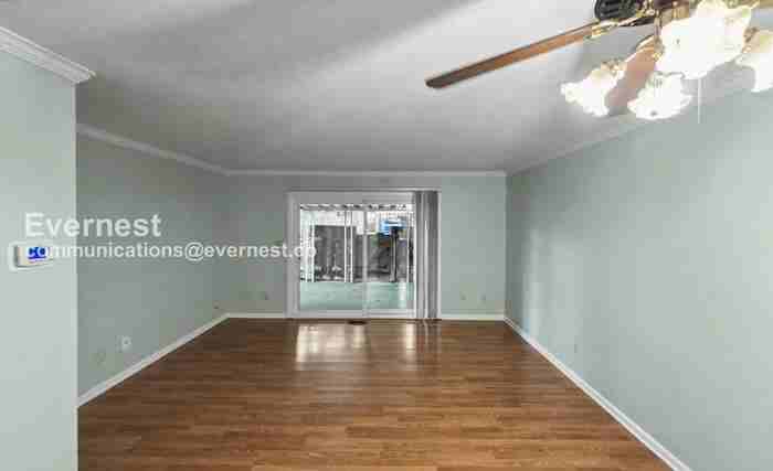 2324 Woodbrook Cir N #C - Photo 6 of 22