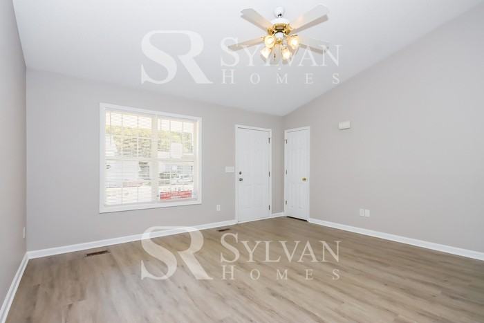 2631 Brodie Ct - Photo 3 of 16