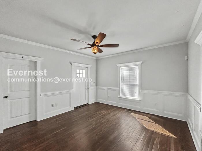 1845 Vesta Ave - Photo 6 of 21