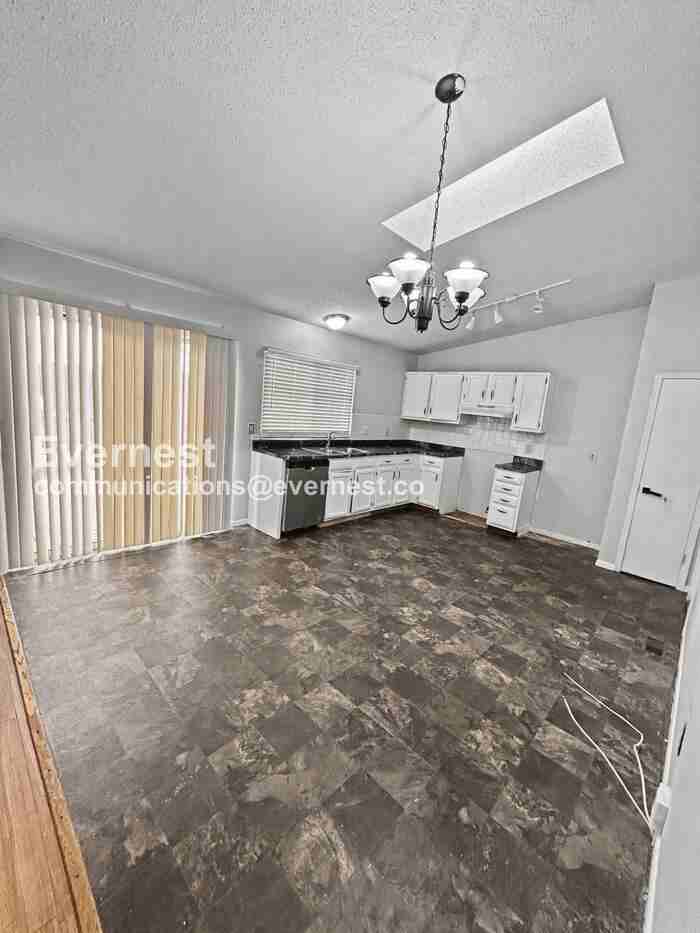 11707 Branridge Rd - Photo 2 of 25