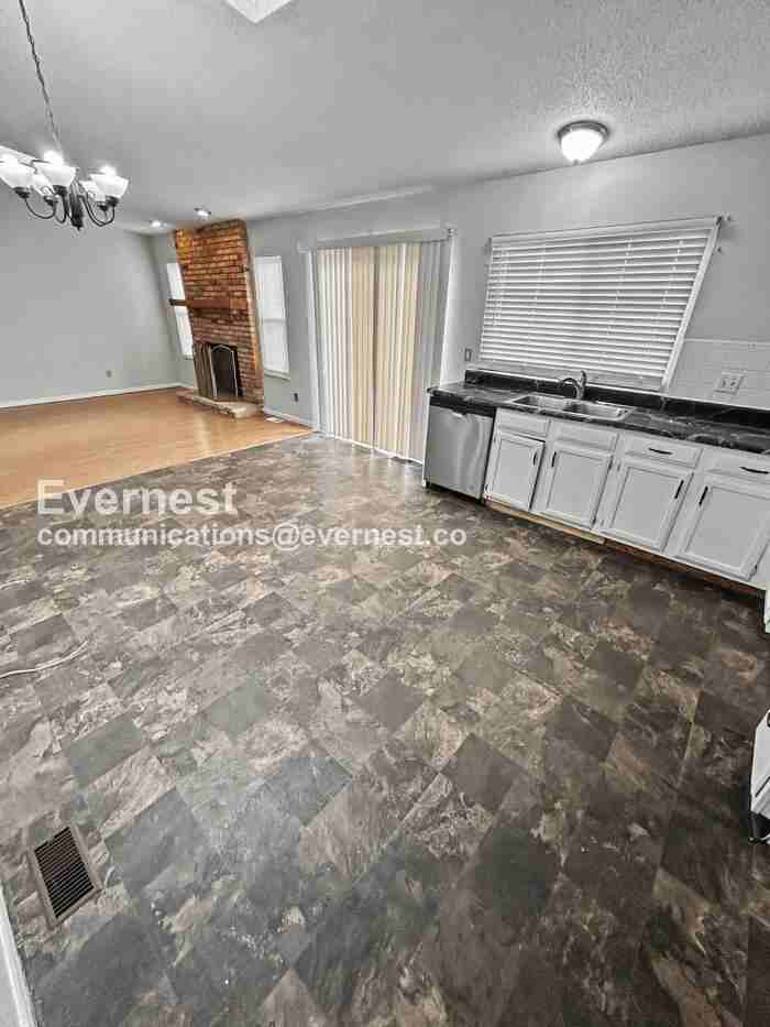 11707 Branridge Rd - Photo 4 of 25