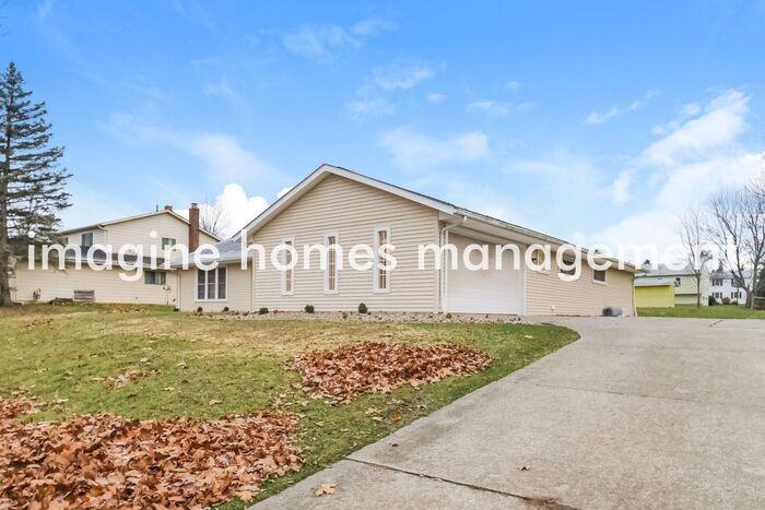 109 Chelmsford Dr - Photo 3 of 16