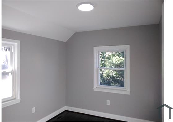 999 N Hill Rd - Photo 2 of 9