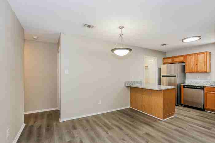 6715 Oregon Trl - Photo 6 of 16