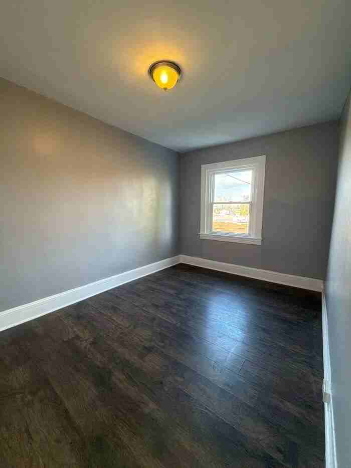 3999 Ridgewood Ave - Photo 4 of 11