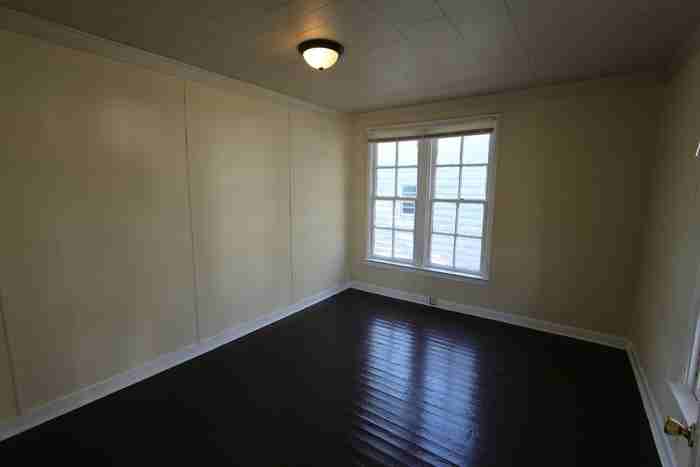 232 Columbia Ave - Photo 3 of 13