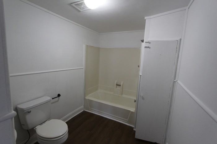 232 Columbia Ave - Photo 7 of 13