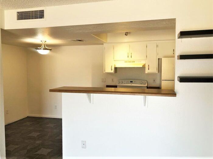 2121 W Royal Palm Rd #1081 - Photo 6 of 20