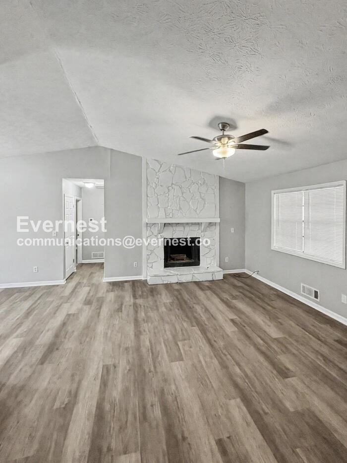 800 Cedar Lake Dr Se - Photo 6 of 35