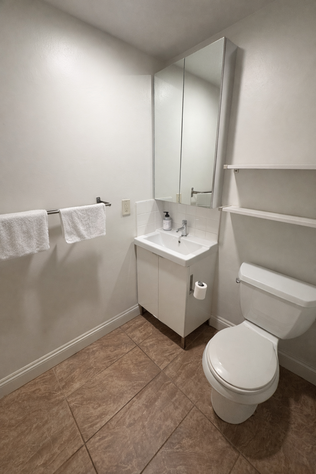 28 Rutland St #1 - Photo 6 of 6