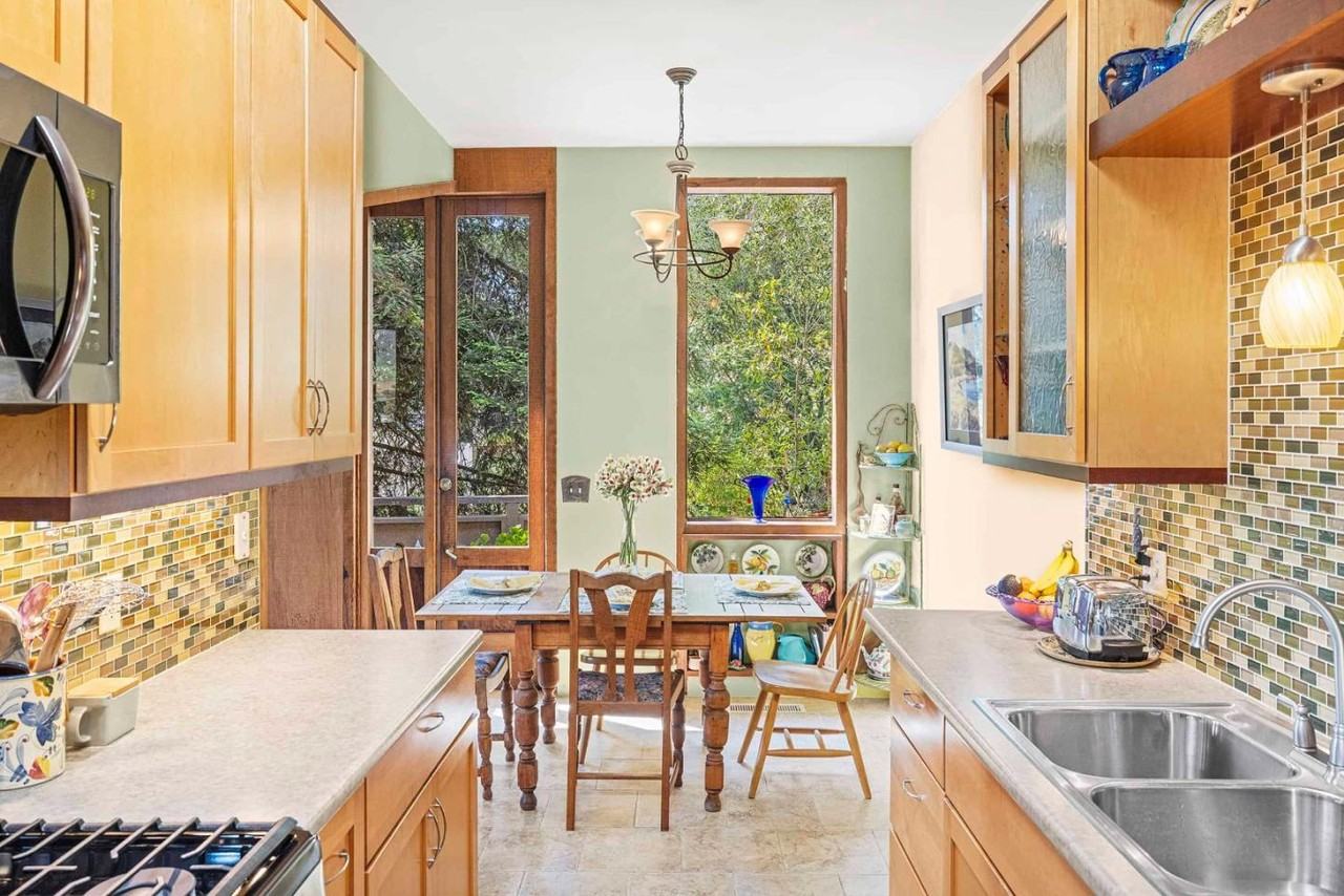 3405 Rio Rd #NA - Photo 2 of 33