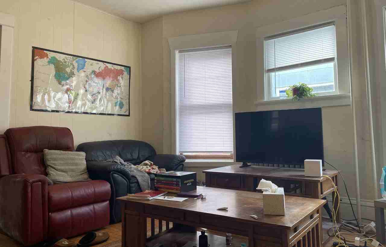 421 Grand Ave #1 - Photo 4 of 20