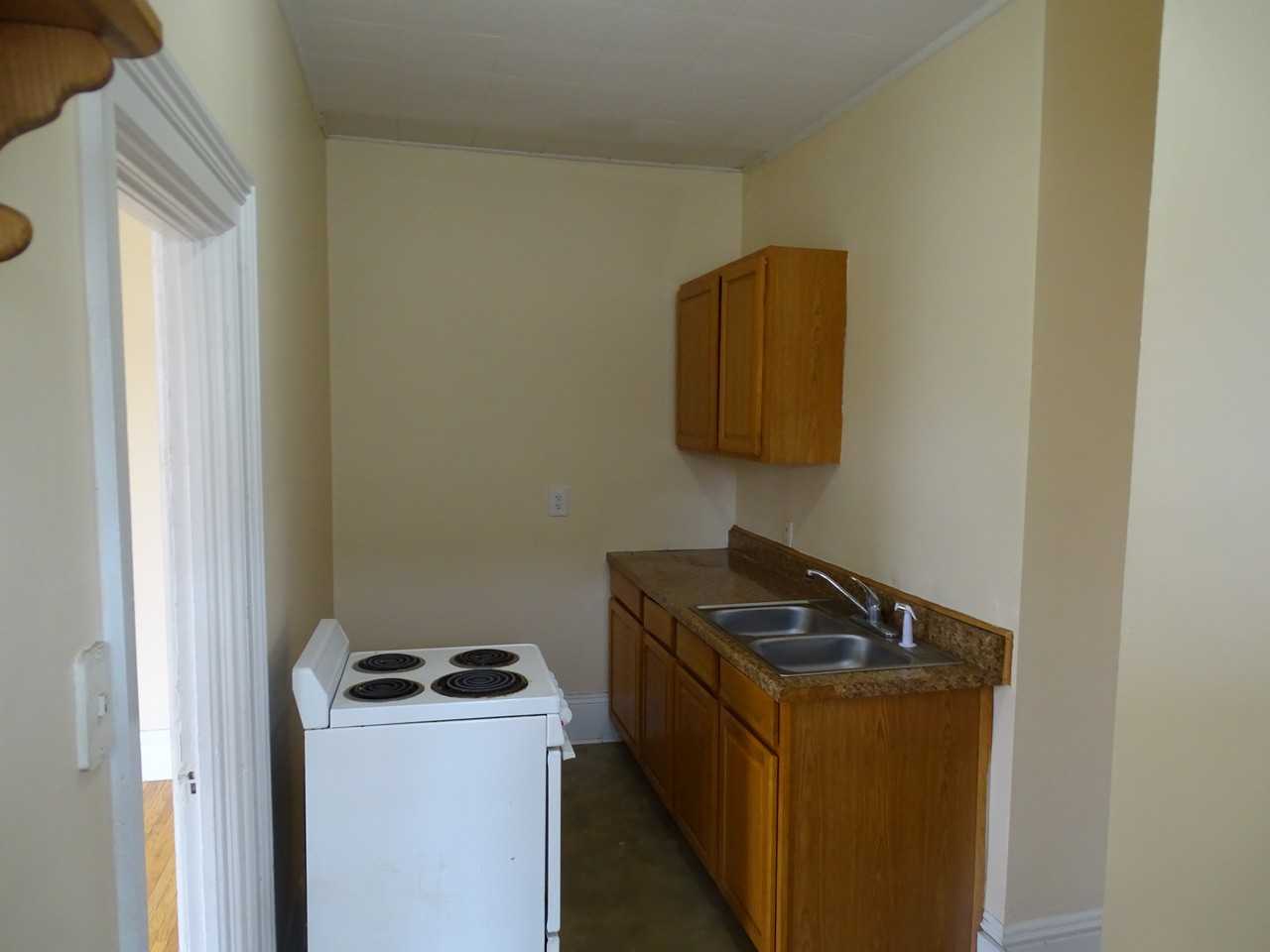 505 E Maumee St #4 - Photo 5 of 10