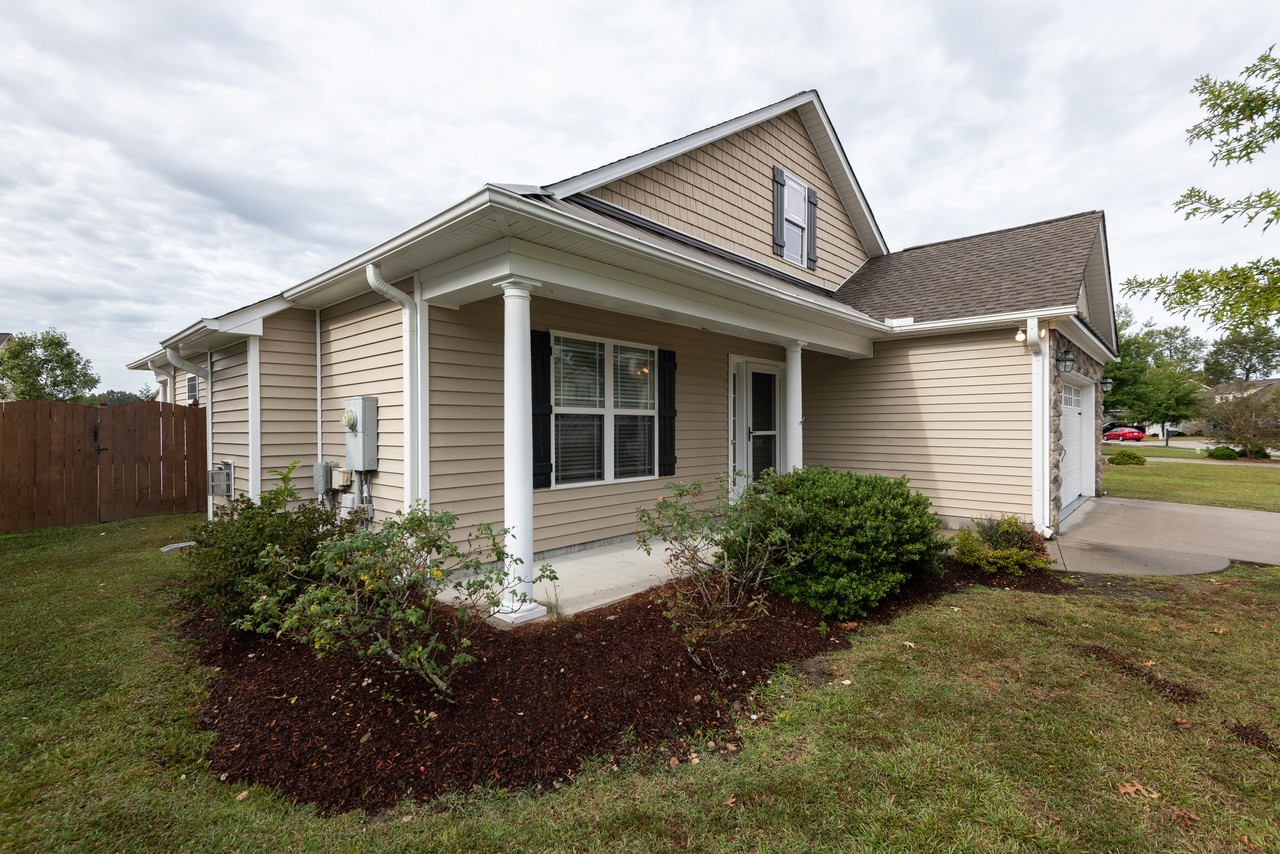 2303 Great Laurel Ct #NA - Photo 4 of 40