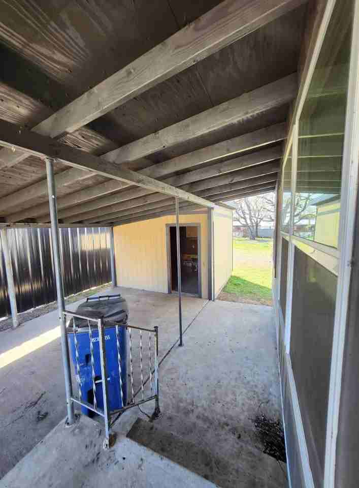 814 W 4th St #NA - Photo 7 of 10