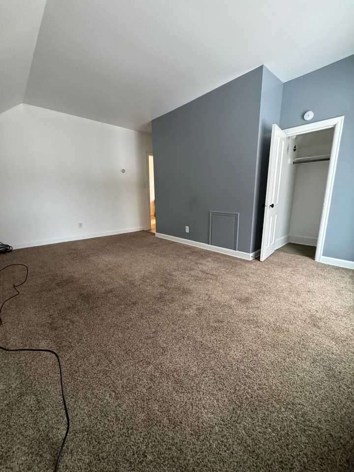 408 5th St S #2 - Photo 2 of 6