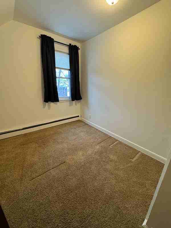 408 5th St S #2 - Photo 4 of 6