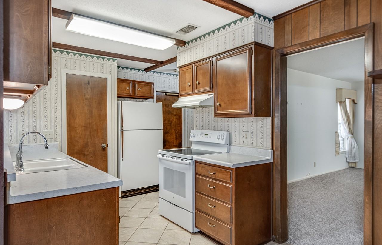 4138 Clear Spring Dr #NA - Photo 3 of 29